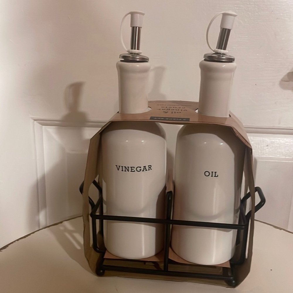 COPY - HL Oil and Vinegar